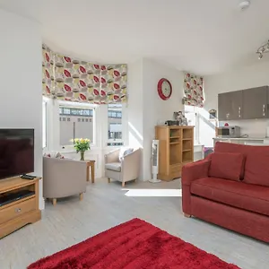 bluebridge-walk-luxury-apartment.yorkshirehotels.net/