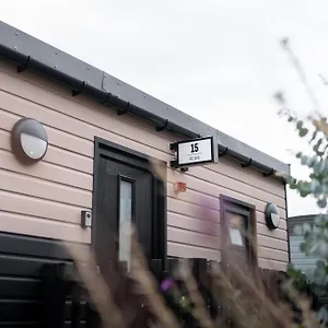 Apartment Goodstay By Urban Space, Barry